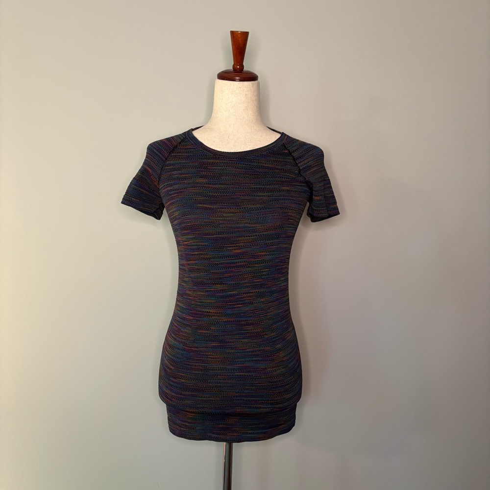 Lululemon Swifty Tech Short Sleeve Shirt size 4